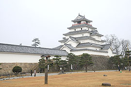 鶴ヶ城